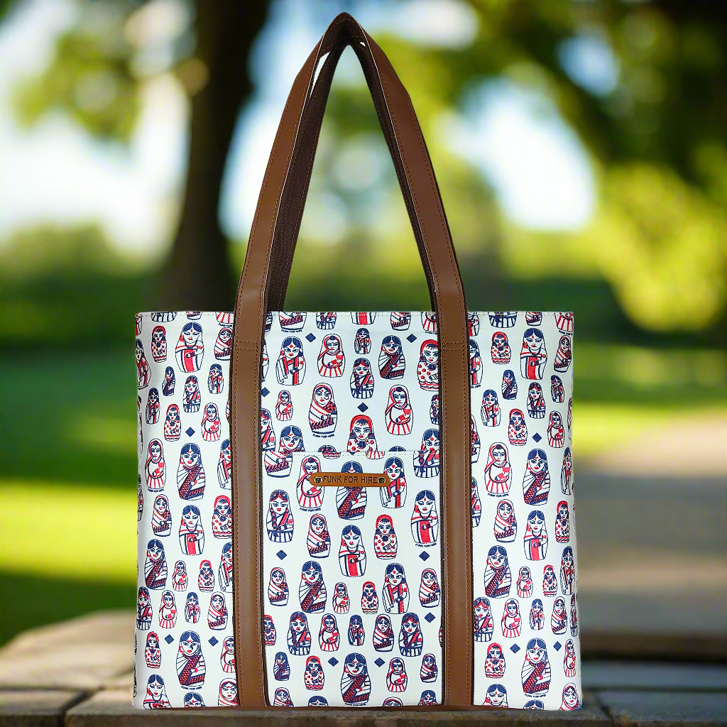 Tote Handbag Doll White 13.3"