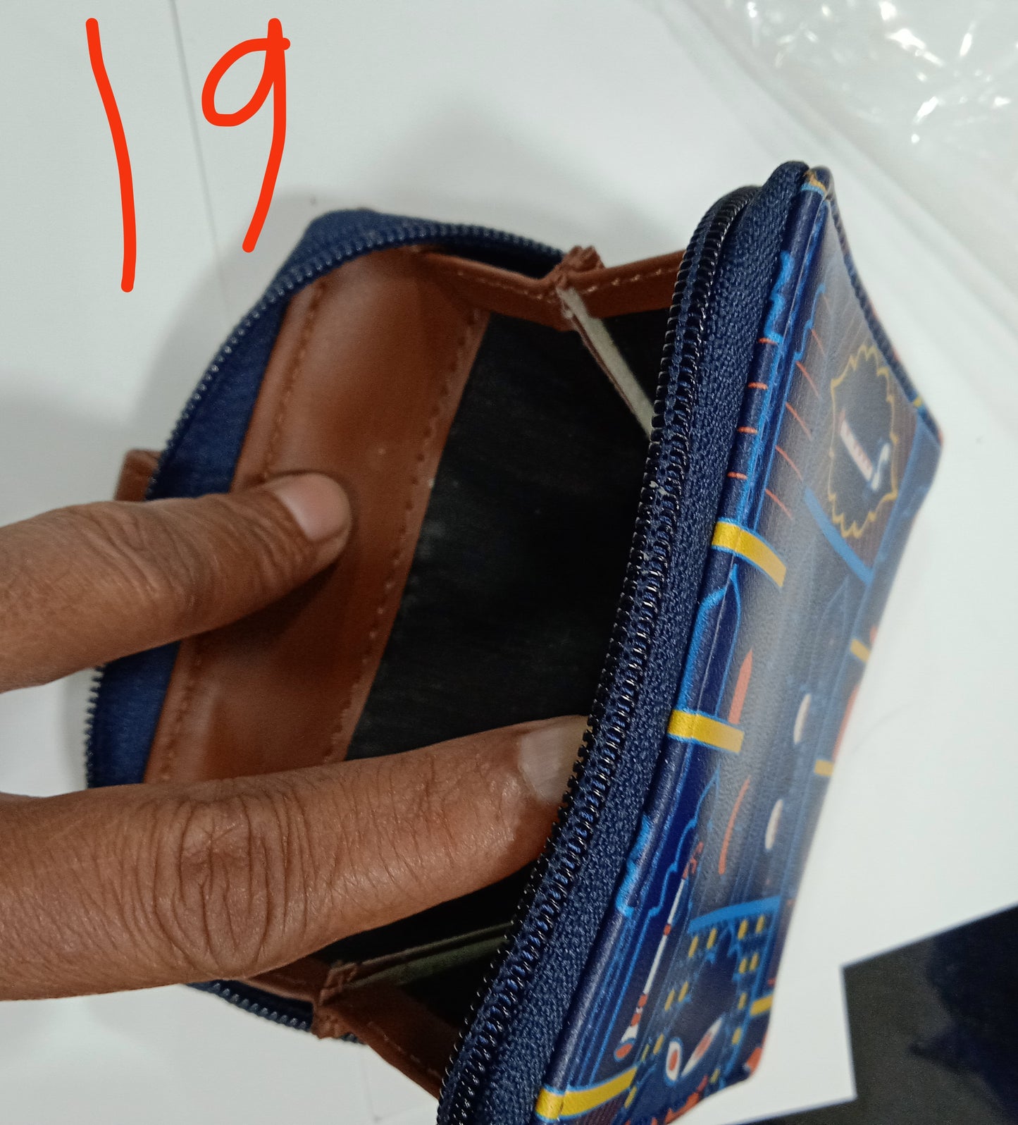 Garage Sale : Music Loop Navy Wallet-19