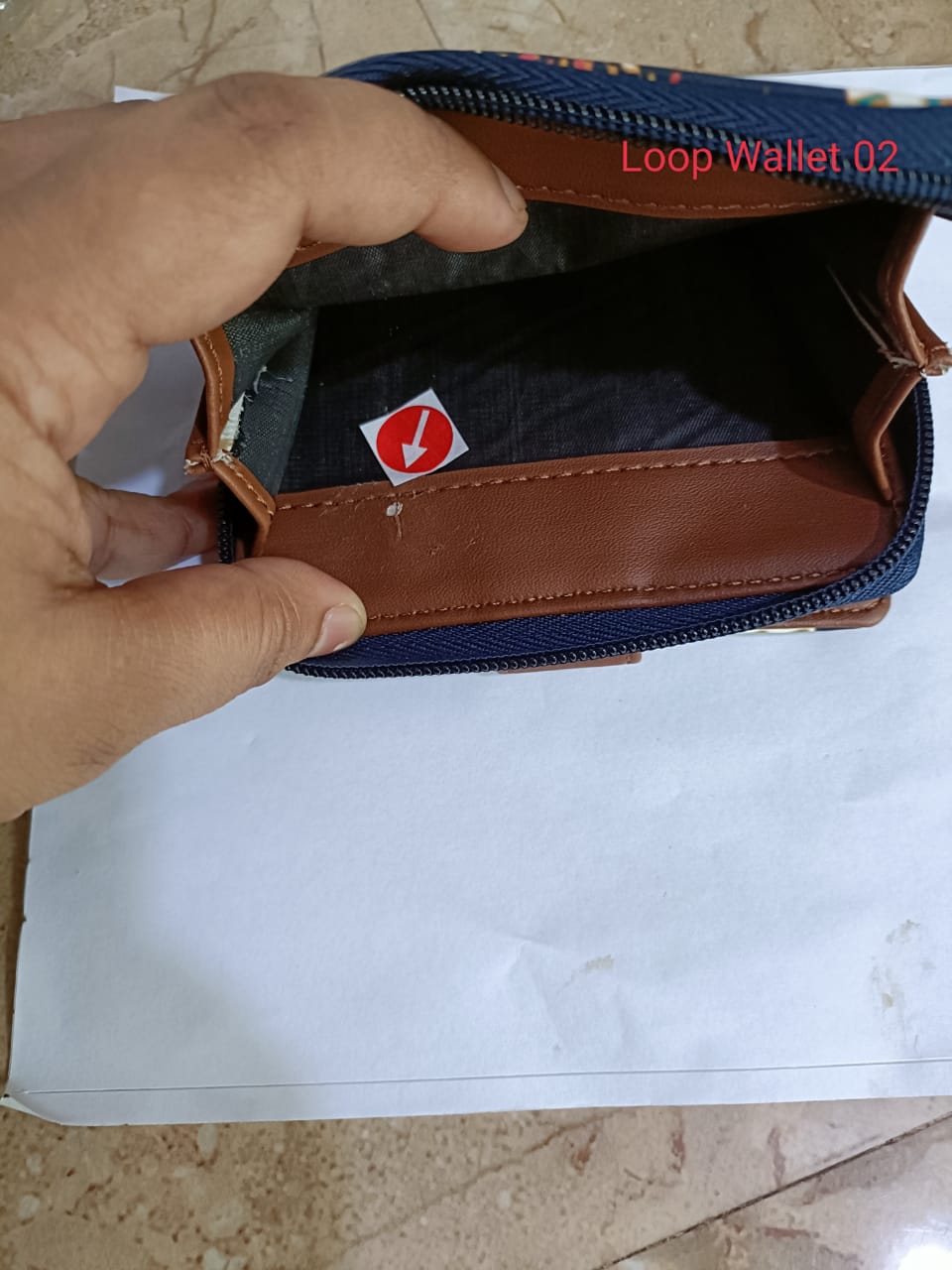 Garage sale - Tree Loop Navy Blue Wallet 02