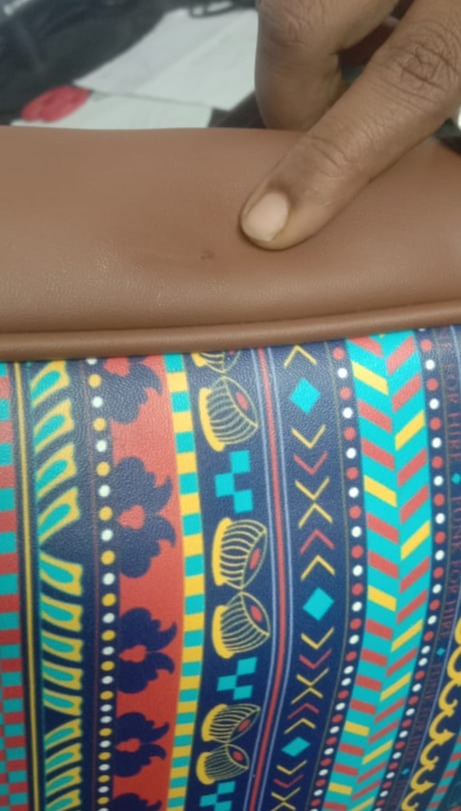 Garage Sale : Laptop Music Border Multi Handbag -13